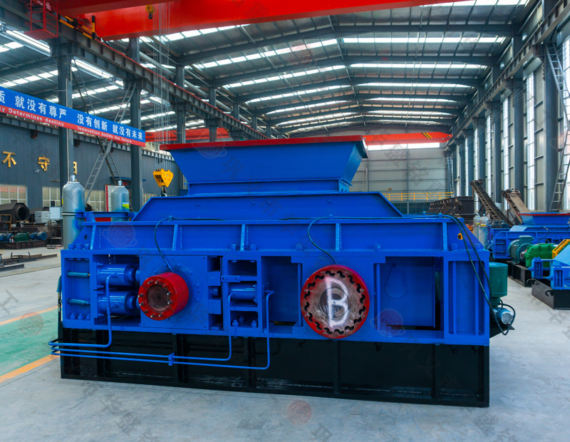 乐鱼官方网页版重工化工焦炭双齿辊试机2台合并