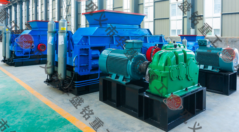 大型硬岩全液压对辊制砂机